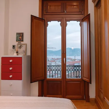 Centrico Con Vistas A La Ria By Apartmán